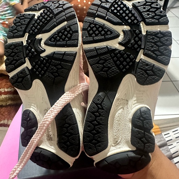 New balance 2002r toddler - Picture 4 of 6